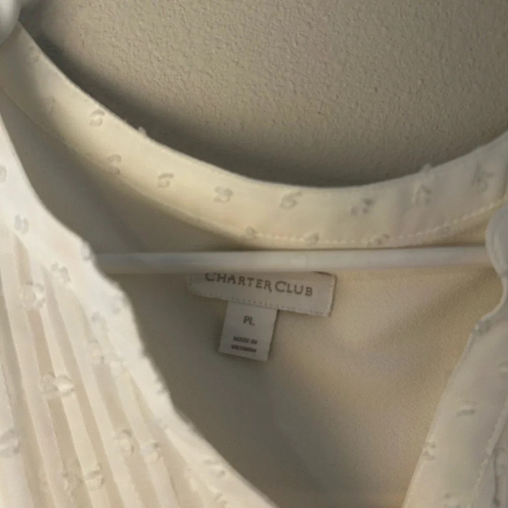 Charter club Textured Pintuck blouse - Picture 4 of 4